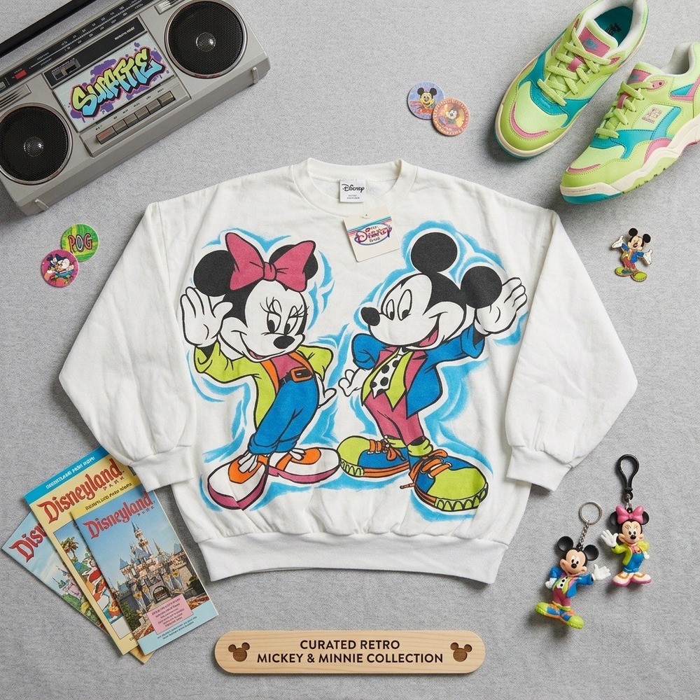 Vintage 90s Disney Mickey Minnie Mouse Sweatshirt Jerry Leigh Small Oversized